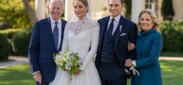 Familia Biden a gazduit la Casa alba nunta nepoatei lor, Naomi