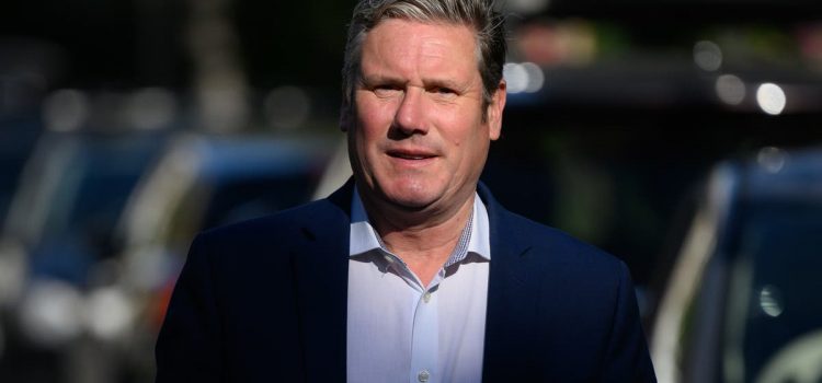 Keir Starmer promite ca va pune capat folosirii lucratorilor straini pentru a acoperi penuria fortei de munca Keir Starmer promite ca va pune capat folosirii lucratorilor straini pentru a acoperi penuria fortei de munca