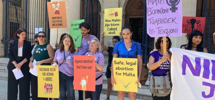 Malta propune un proiect de lege pentru a usura cea mai stricta lege a UE impotriva avortului