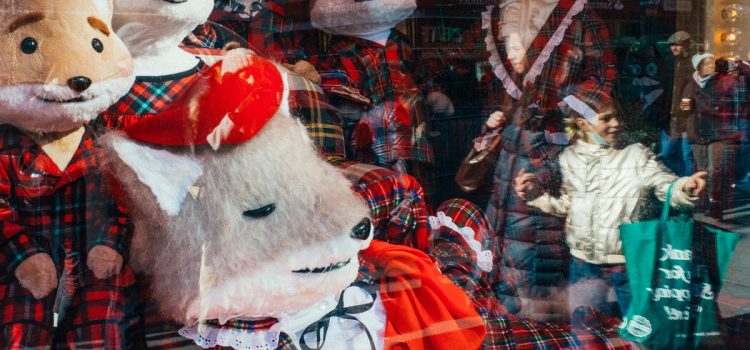 Miliarde de dolari in joc intr-un sezon de cumparaturi de sarbatori