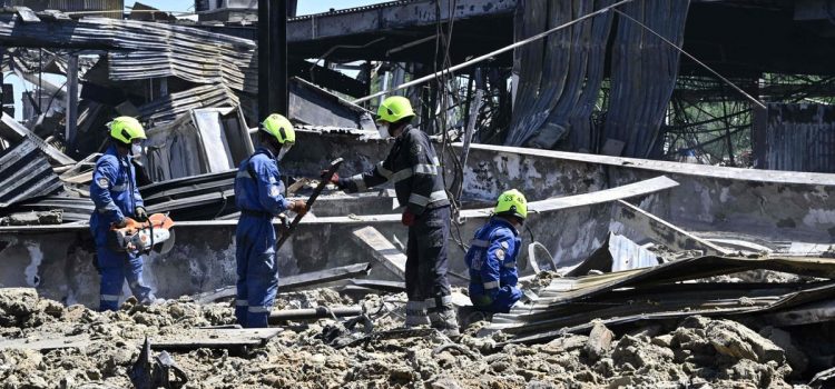 Parlamentul European declara Rusia &bdquo;sponsor de stat al terorismului&rdquo;, in timp ce Putin lanseaza noi atacuri asupra Ucrainei