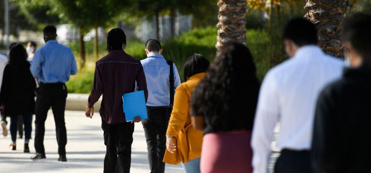 Recesiunile stimuleaza intotdeauna concedieri mari, dar Fed crede ca de data aceasta ar putea fi diferit