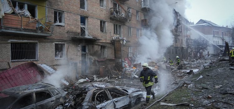 SUA se tem ca Rusia ar putea folosi arme chimice in Ucraina